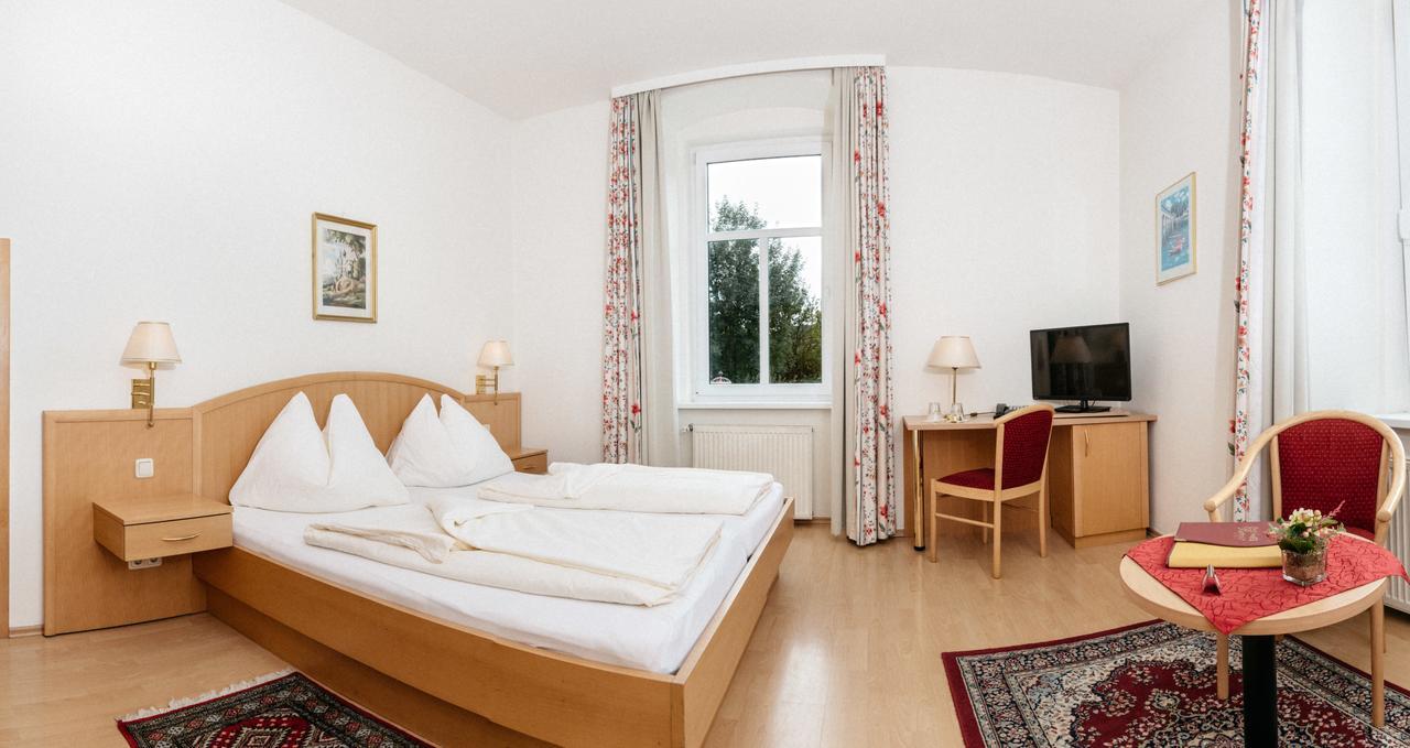 Hotel Postwirt à Seeboden Extérieur photo